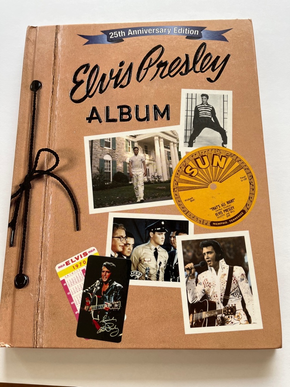 Elvis Presley Album 25th Anniversary Edition - Tan Cover
